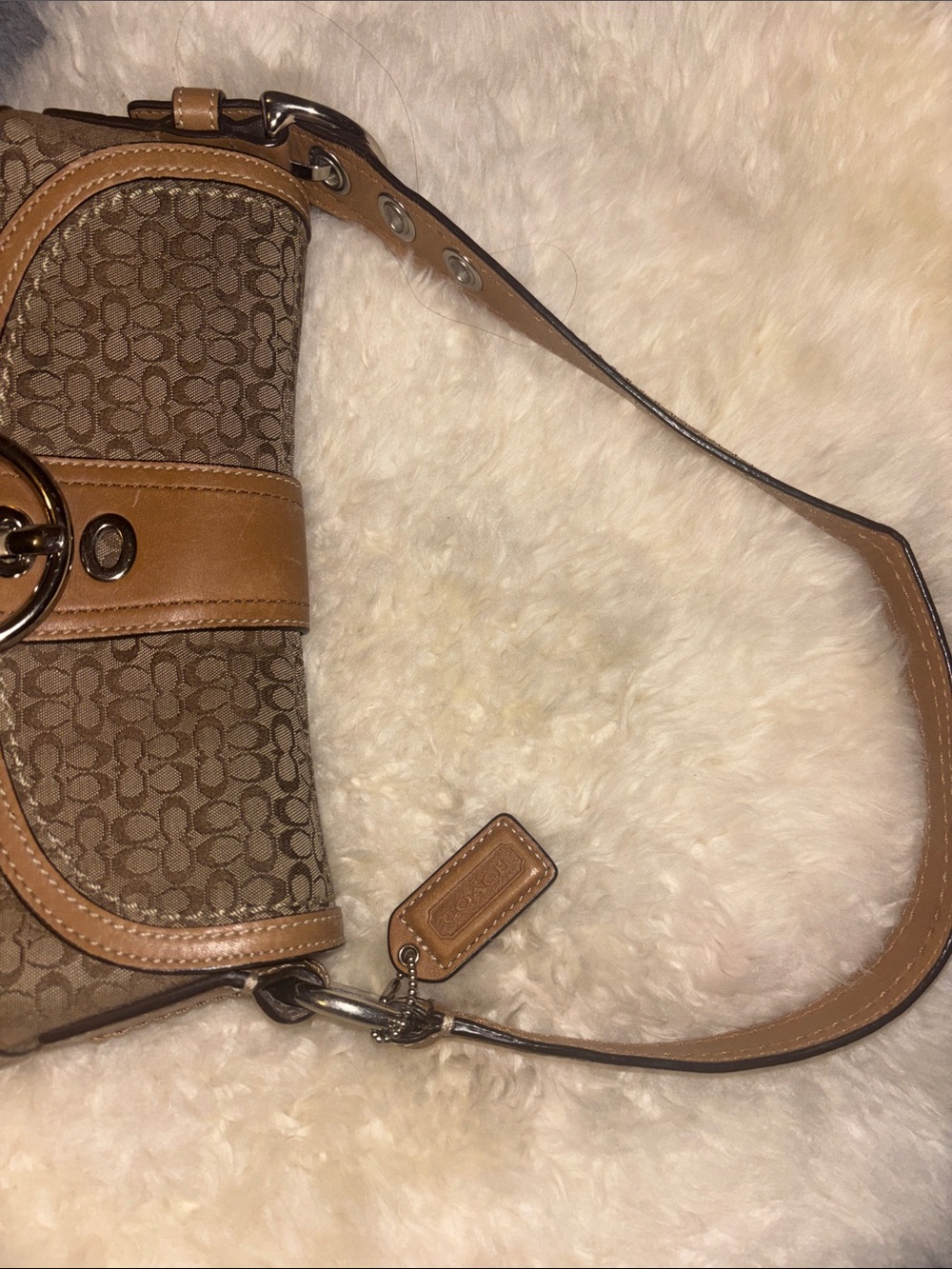 Vintage Coach Y2K Light Brown Signature Canvas Shoulder Bag with Leather Trim - Picture 4 of 4